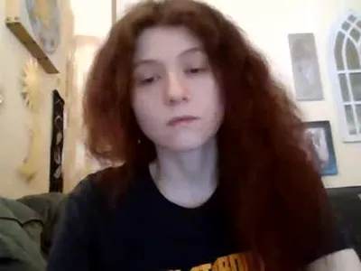 queencrimsonlvx