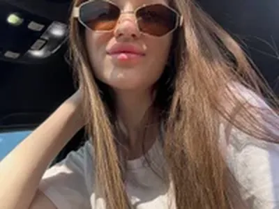 AlinaLove3213