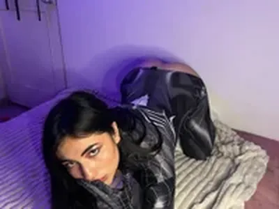 Jadee_grey